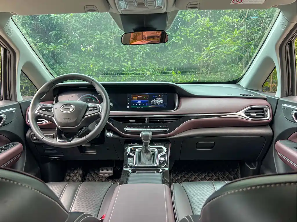 GAC Motor Trumpchi M6 2023 — фото 14
