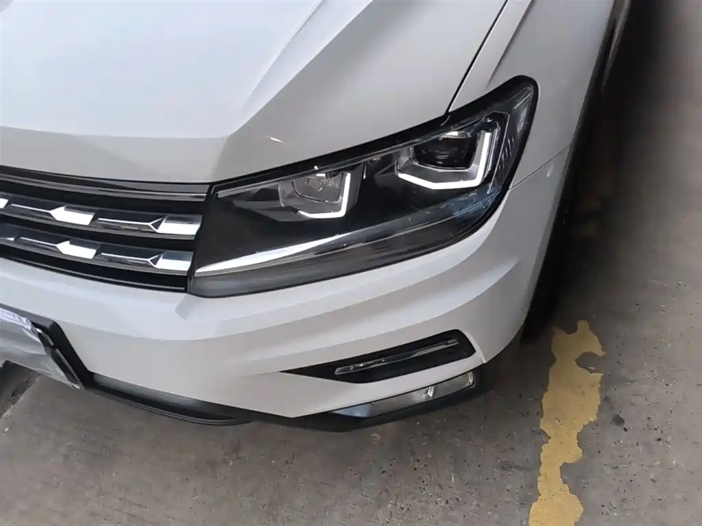 Volkswagen Tiguan L 2020 — фото 24