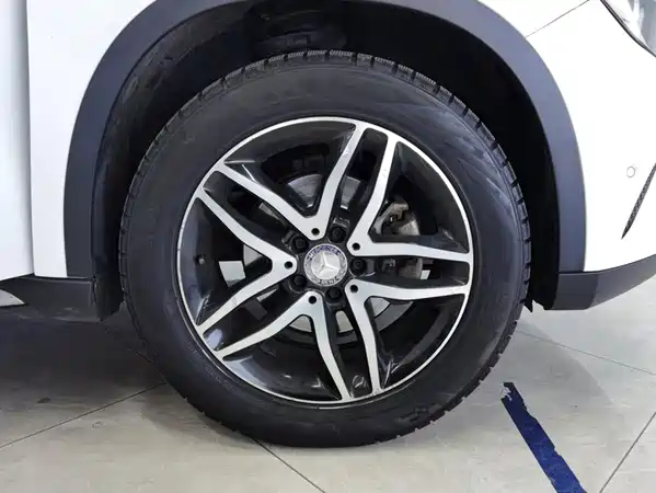 Mercedes-Benz GLA 2016