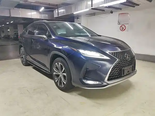 Lexus RX 2021