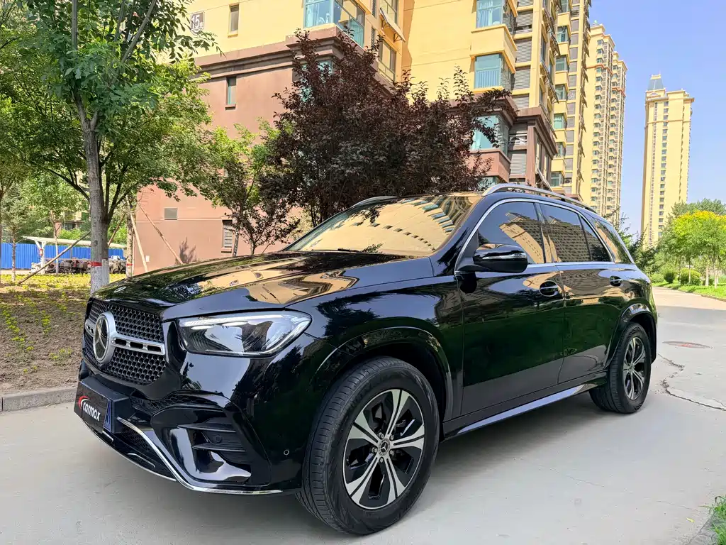 Mercedes-Benz GLE 2023 — фото 1