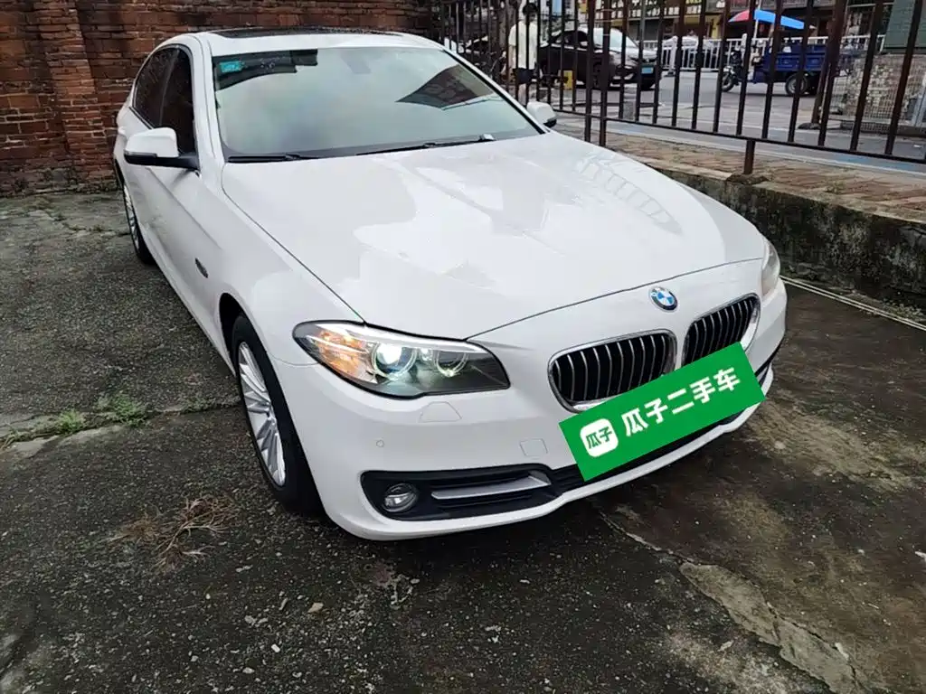 BMW 5 Series 2015 — фото 4
