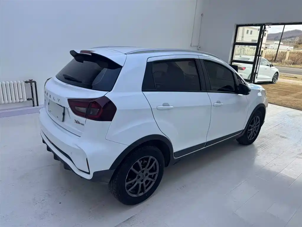 Geely Vision X3 2022