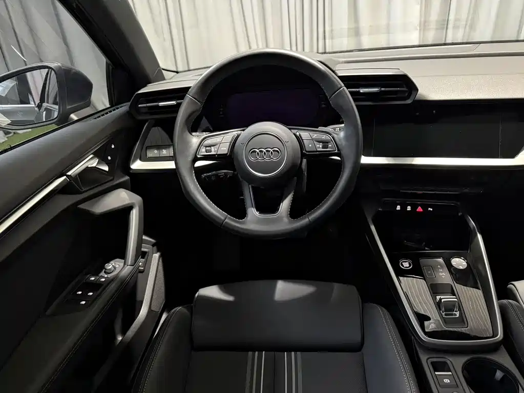 Audi A3 2022 — фото 17