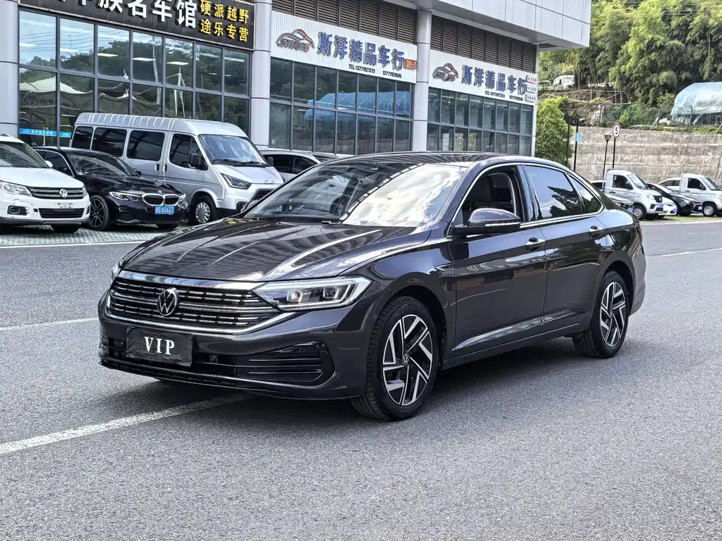 Volkswagen Sagitar 2023