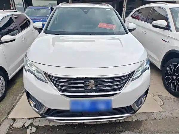 Peugeot 5008 2017