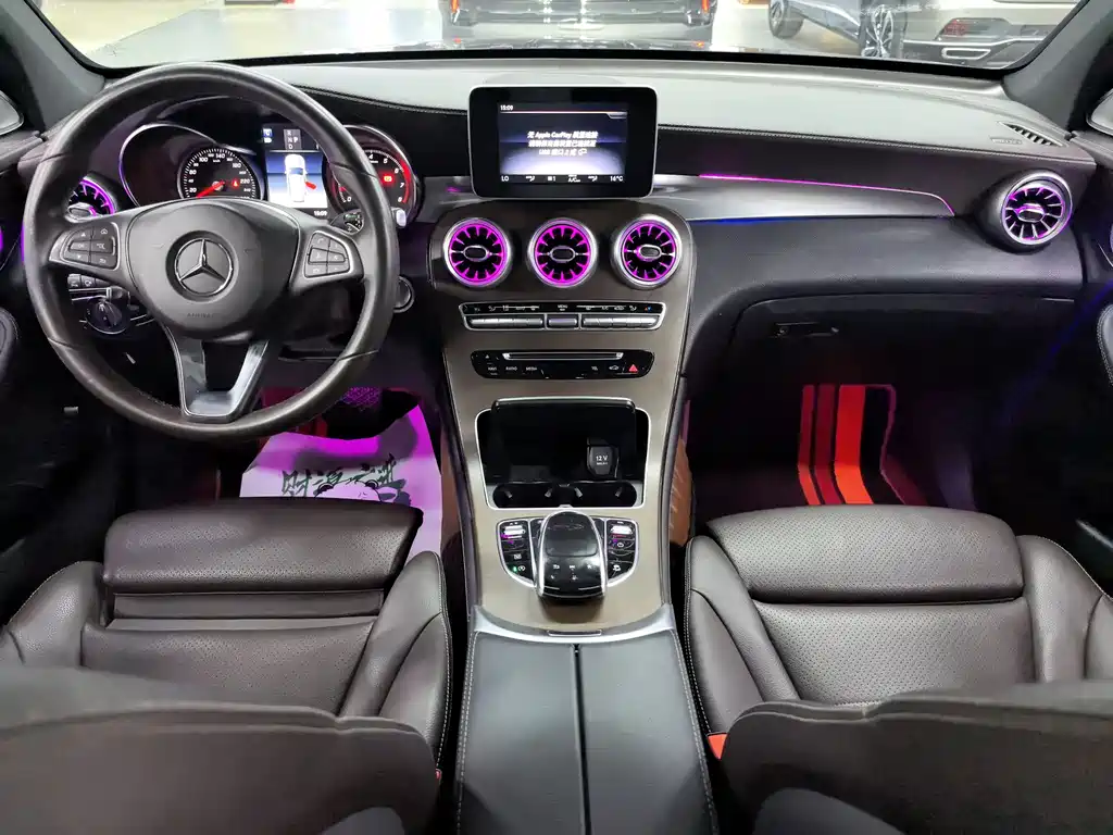 Mercedes-Benz GLC 2019 — фото 6
