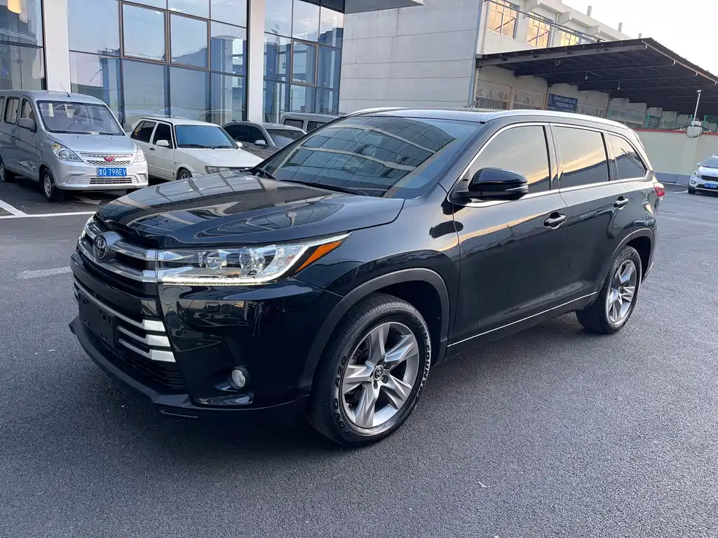 Toyota Highlander 2019