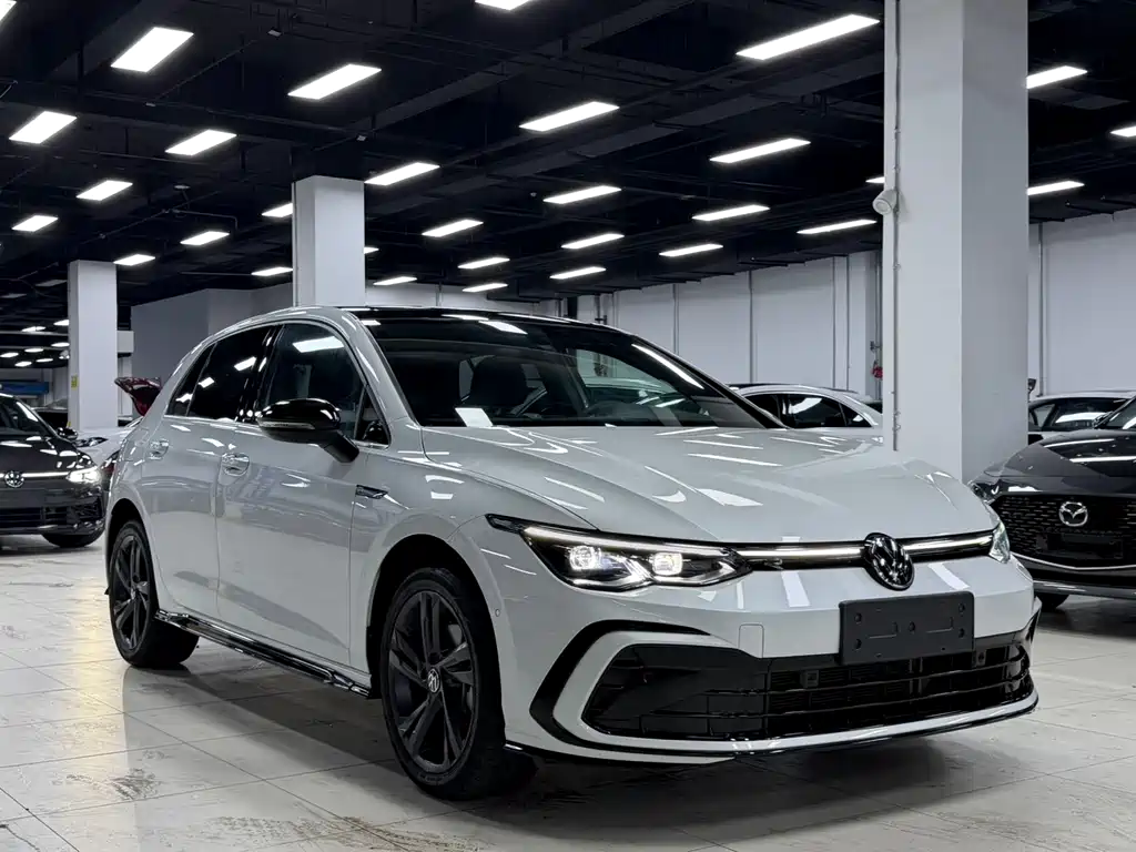 Volkswagen Golf 2023