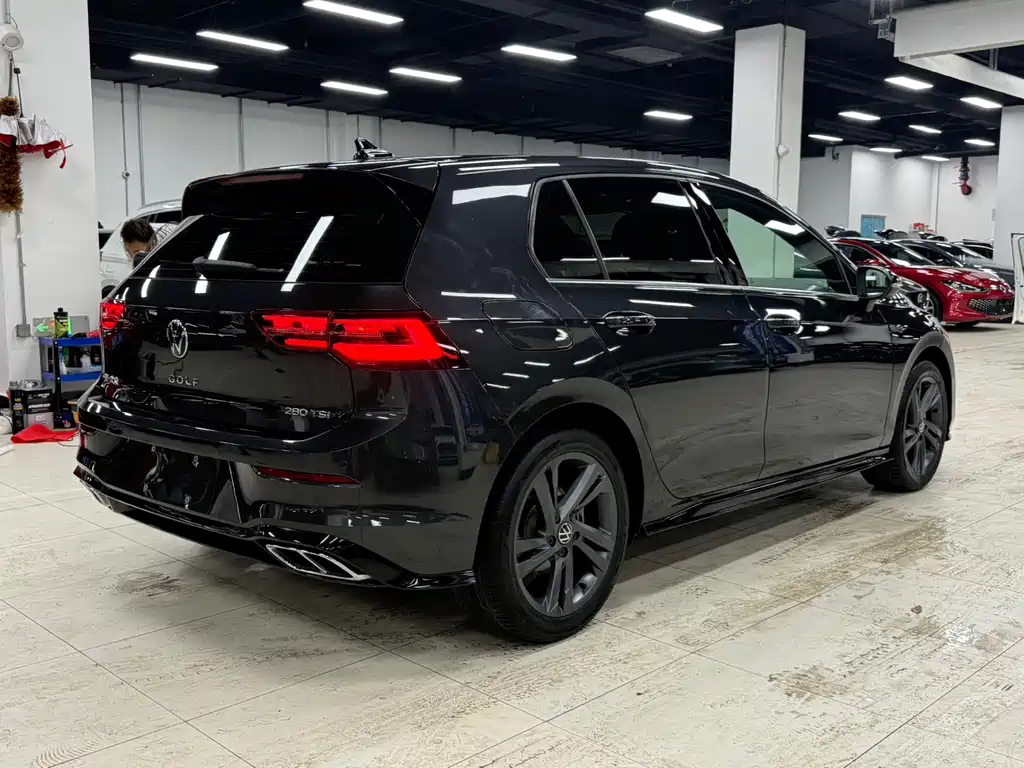 Volkswagen Golf 2022