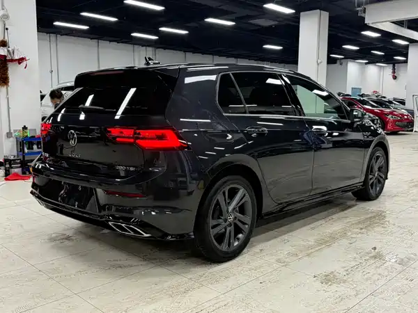 Volkswagen Golf 2022