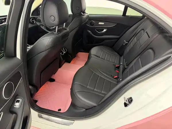 Mercedes-Benz C-Class 2018