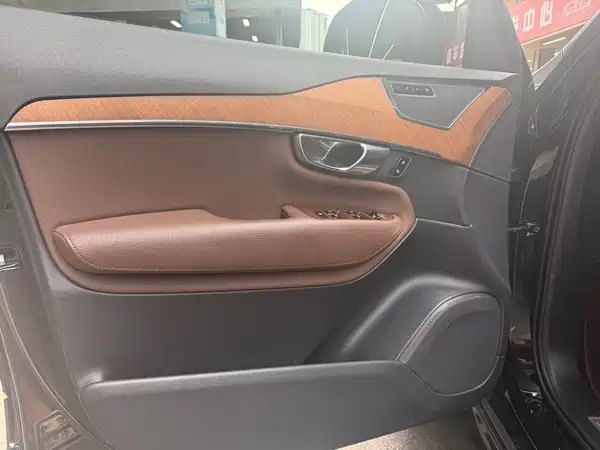 Volvo XC90 2022