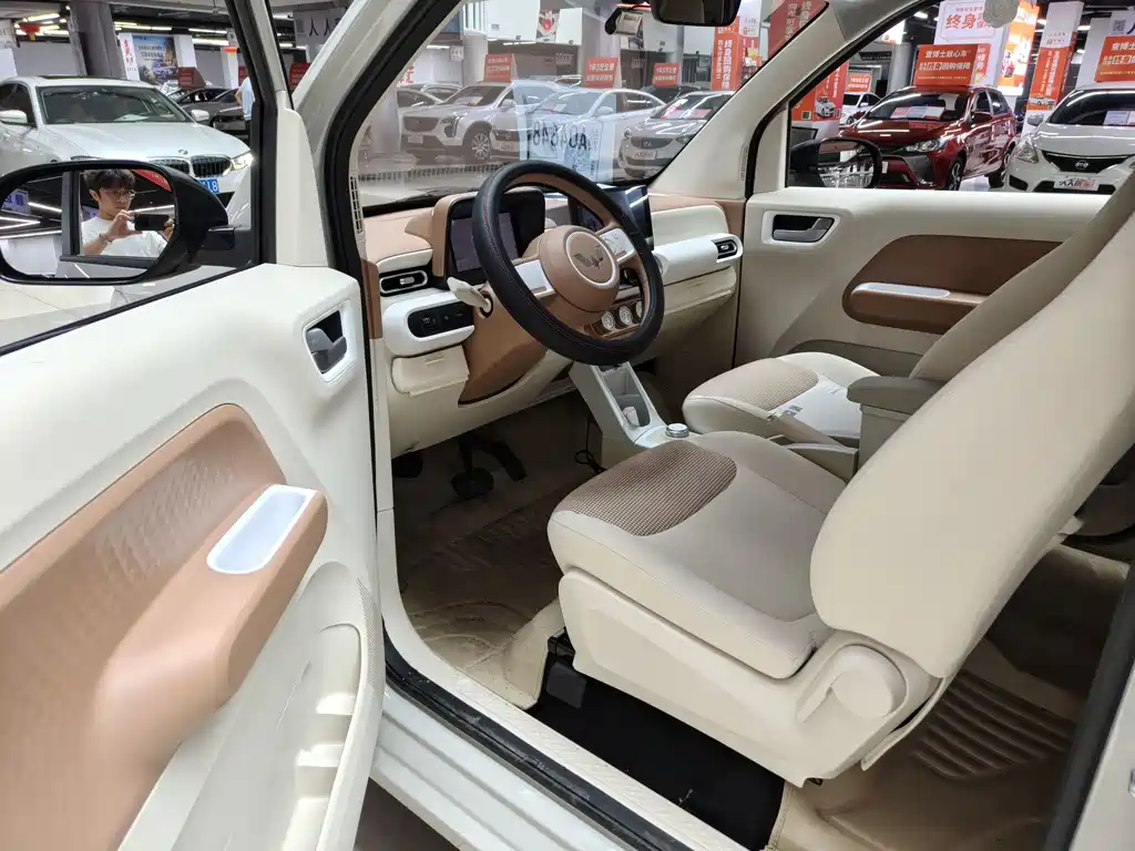 Wuling MINIEV 2025