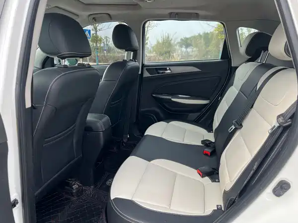 Changan CS35 2017