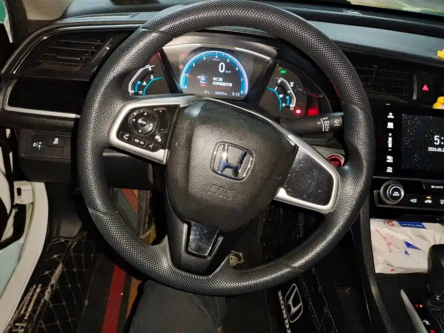 Honda Civic 2020 — фото 15