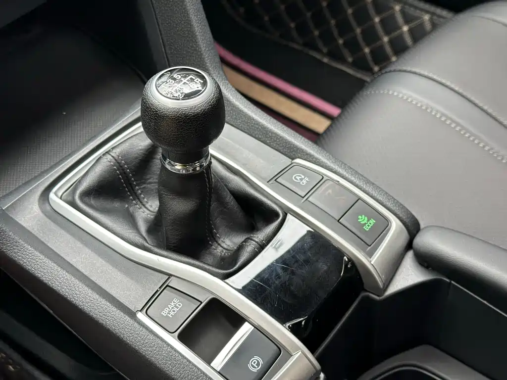 Honda Civic 2021 — фото 11