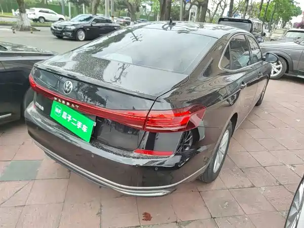 Volkswagen Passat 2024