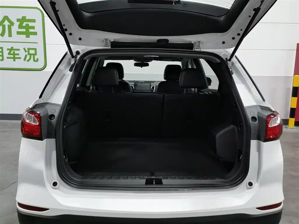 Chevrolet Equinox 2019 — фото 16