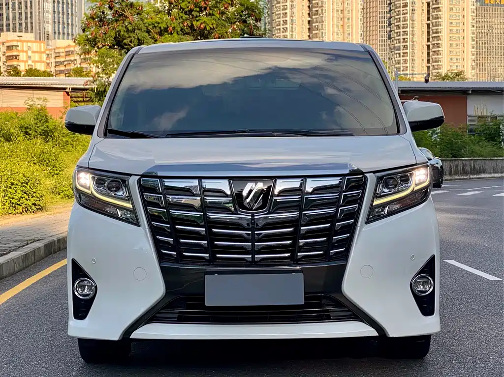 Toyota Alphard 2017