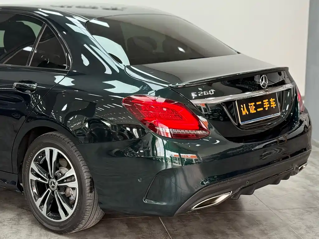 Mercedes-Benz C-Class 2020 — фото 17