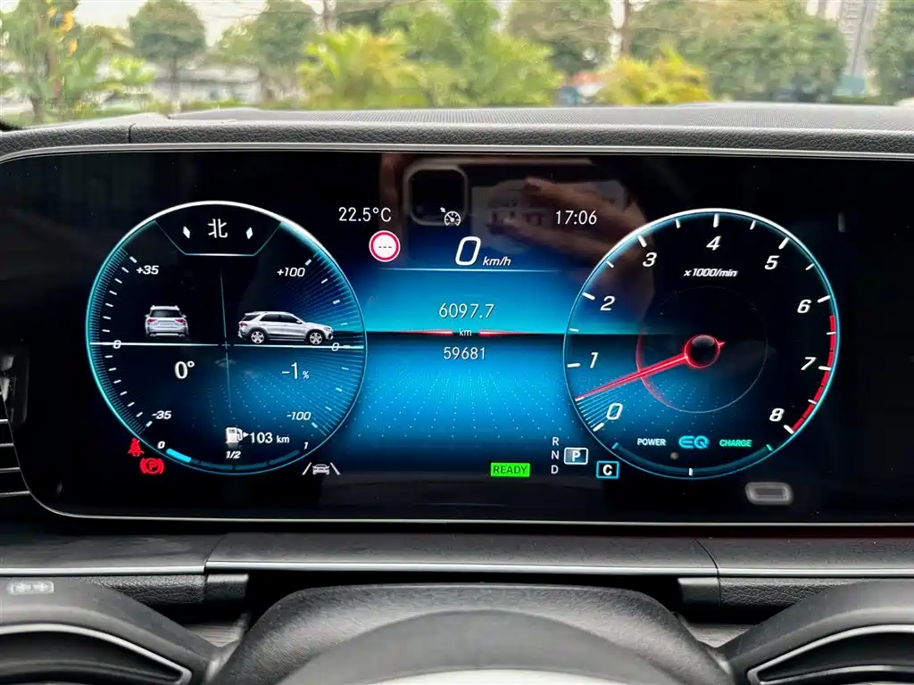 Mercedes-Benz GLE 2020 — фото 26