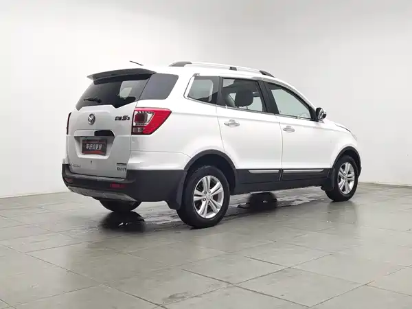 BAIC Huansu S3 2015
