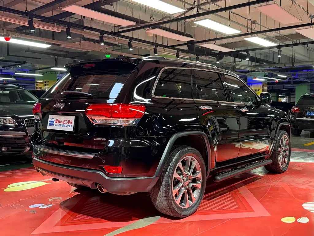 Jeep Grand Cherokee 2019 — фото 5