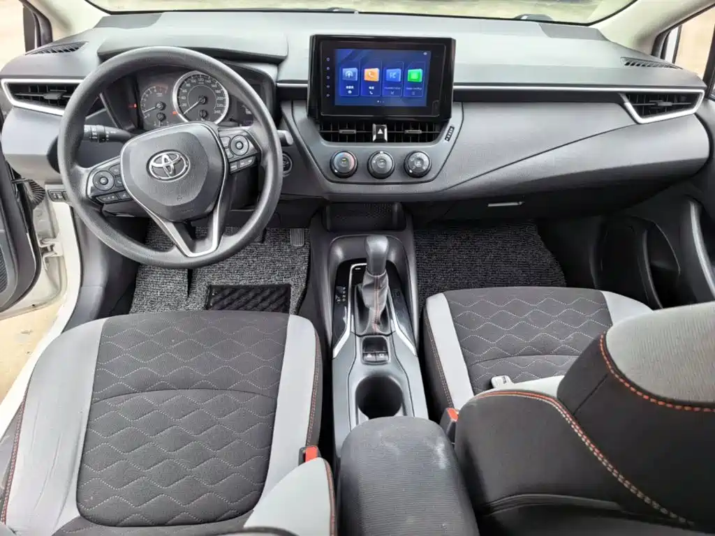 Toyota Corolla 2023 — фото 10