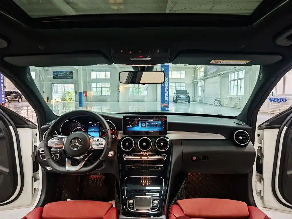 Mercedes-Benz C-Class 2019 — фото 9