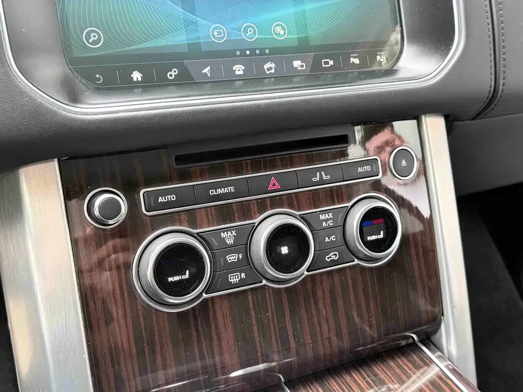 Land Rover Range Rover 2019 — фото 14