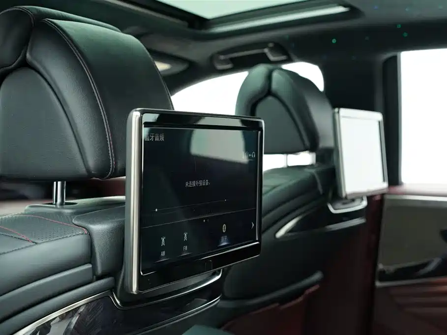 Lexus LS 2018 — фото 15