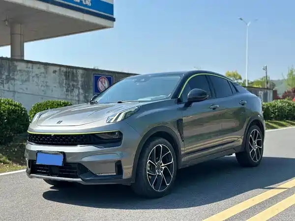 Lynk & Co 05 2022