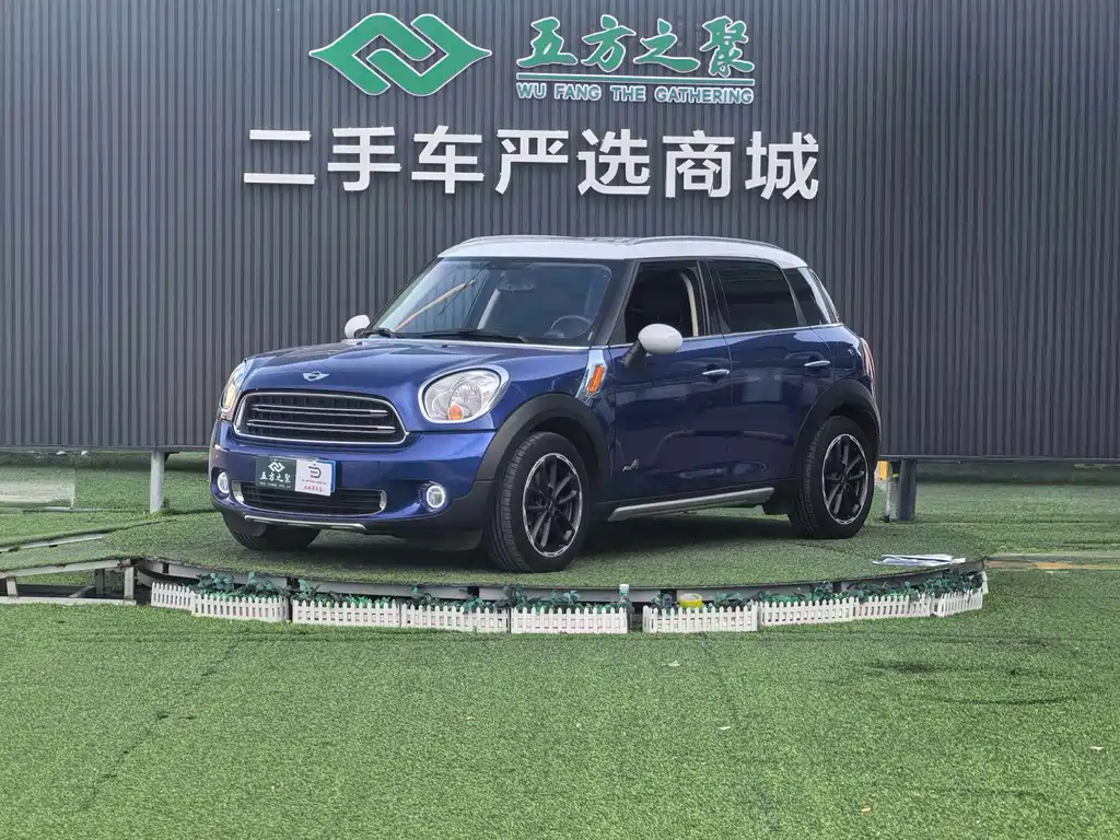 MINI Countryman 2015