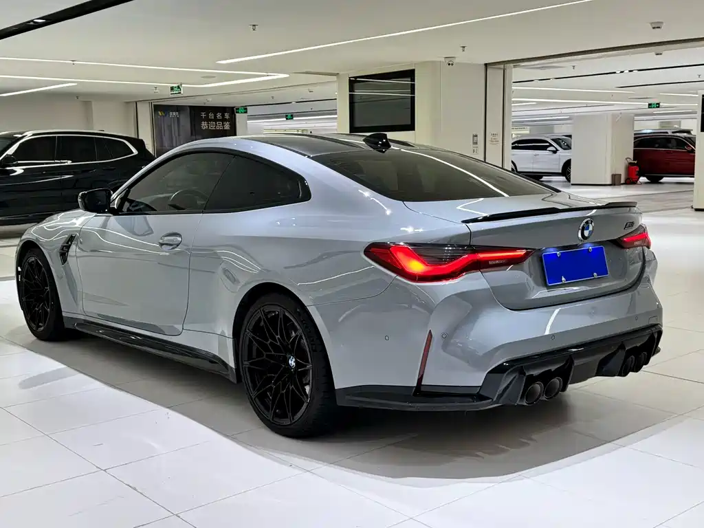 BMW M4 2022 — фото 3