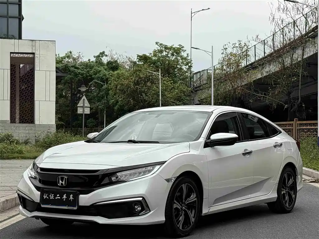 Honda Civic 2019 — фото 12