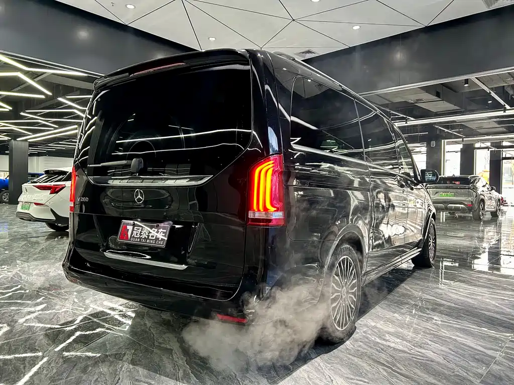 Mercedes-Benz V-Class 2019 — фото 5