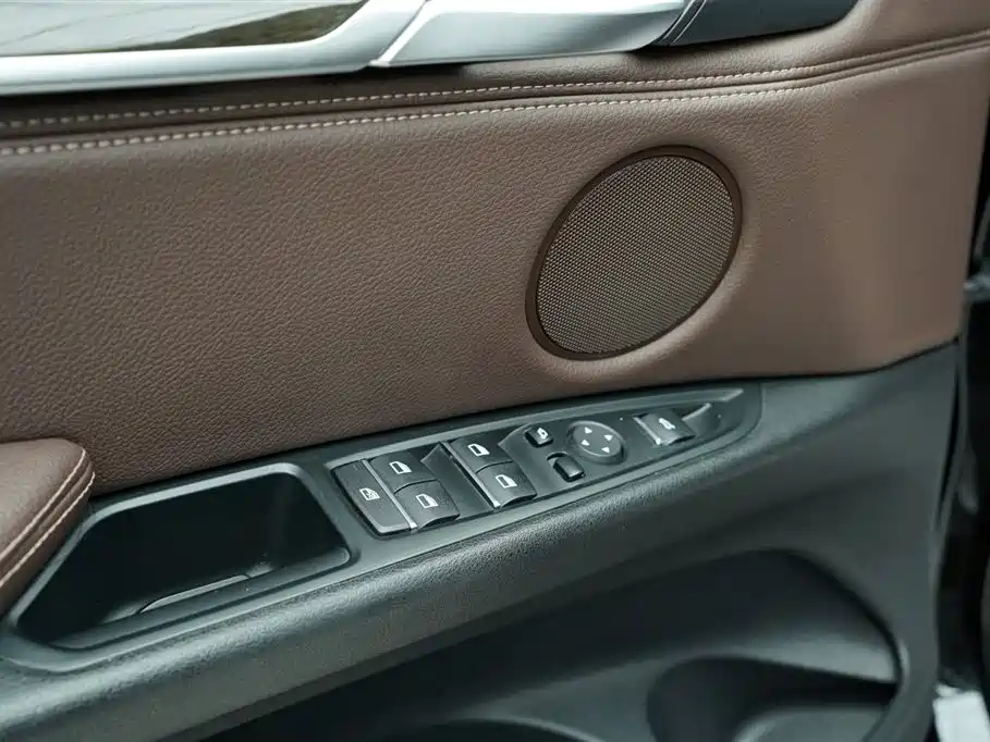 BMW X5 2017 — фото 11