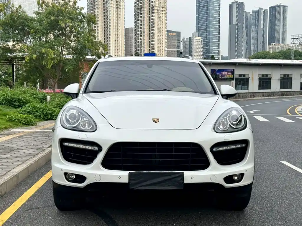 Porsche Cayenne 2014 — фото 2