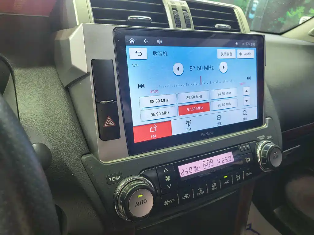 Toyota Prado 2018 — фото 11