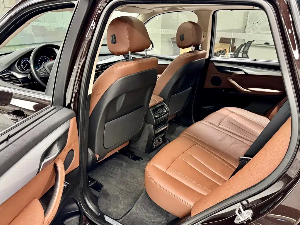 BMW X5 2018 — фото 13
