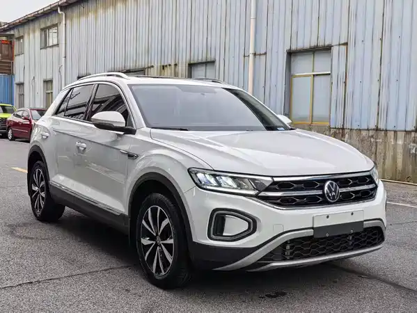 Volkswagen T-Roc 2023