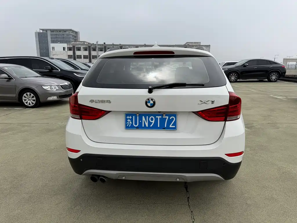 BMW X1 2015 — фото 6