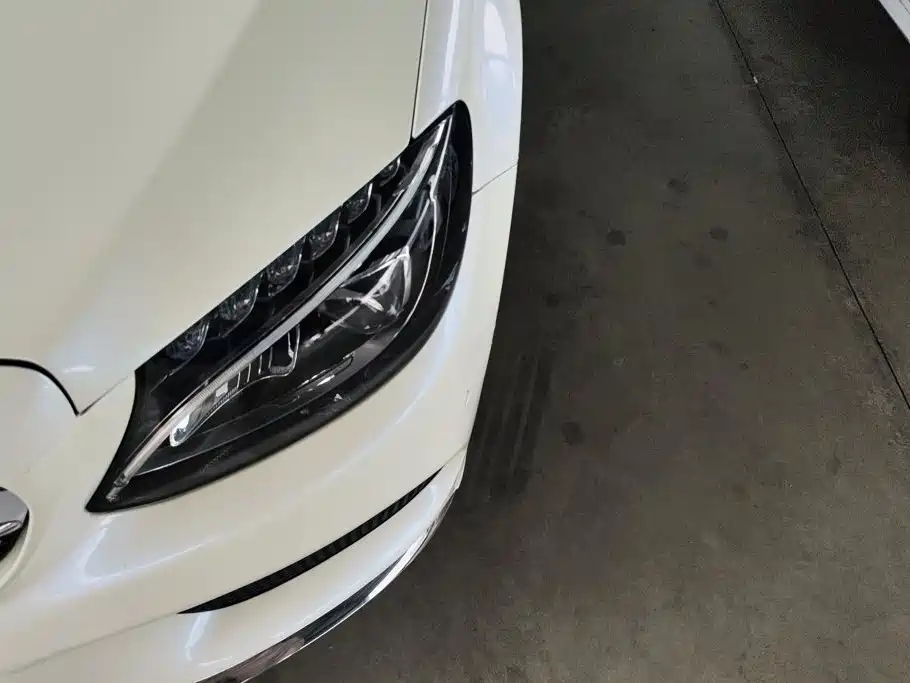 Mercedes-Benz C-Class 2017