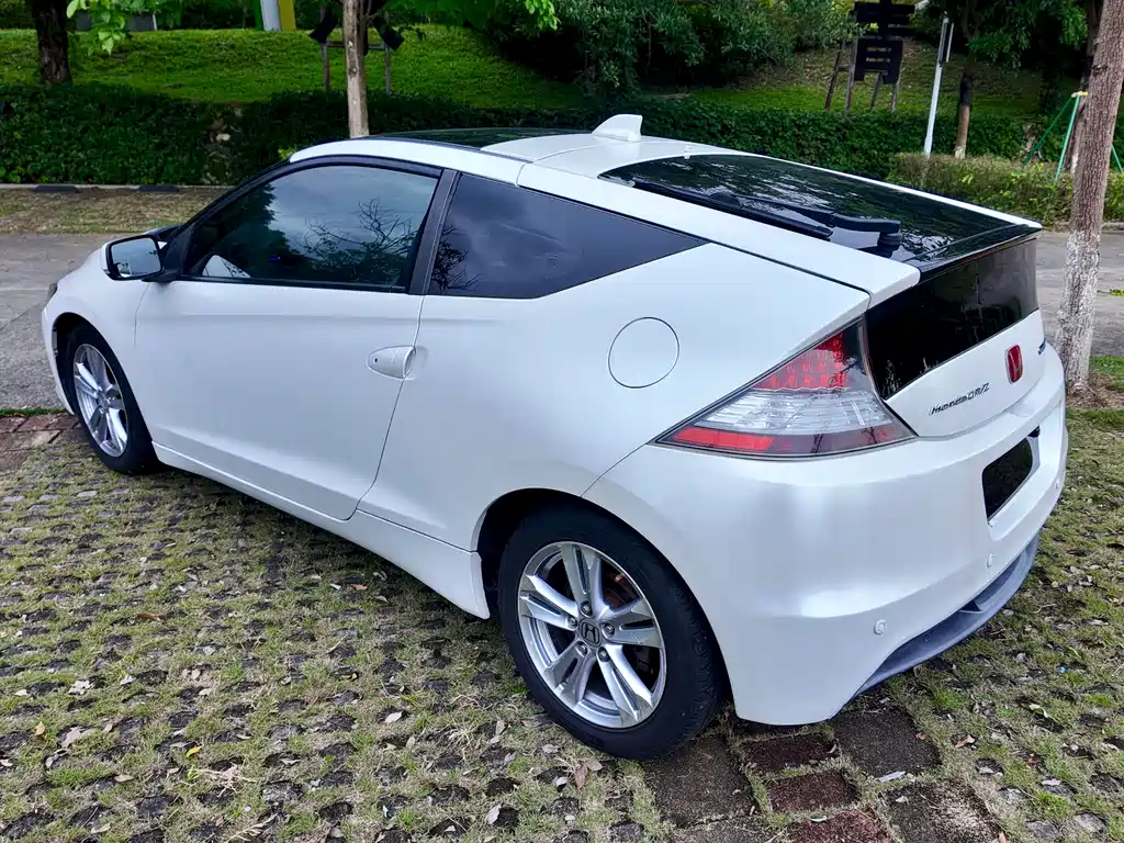 Honda CR-Z 2012 — фото 31