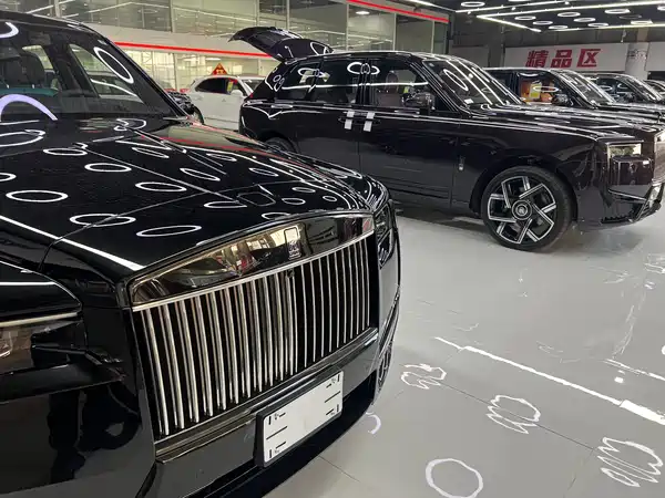 Rolls-Royce Cullinan 2024