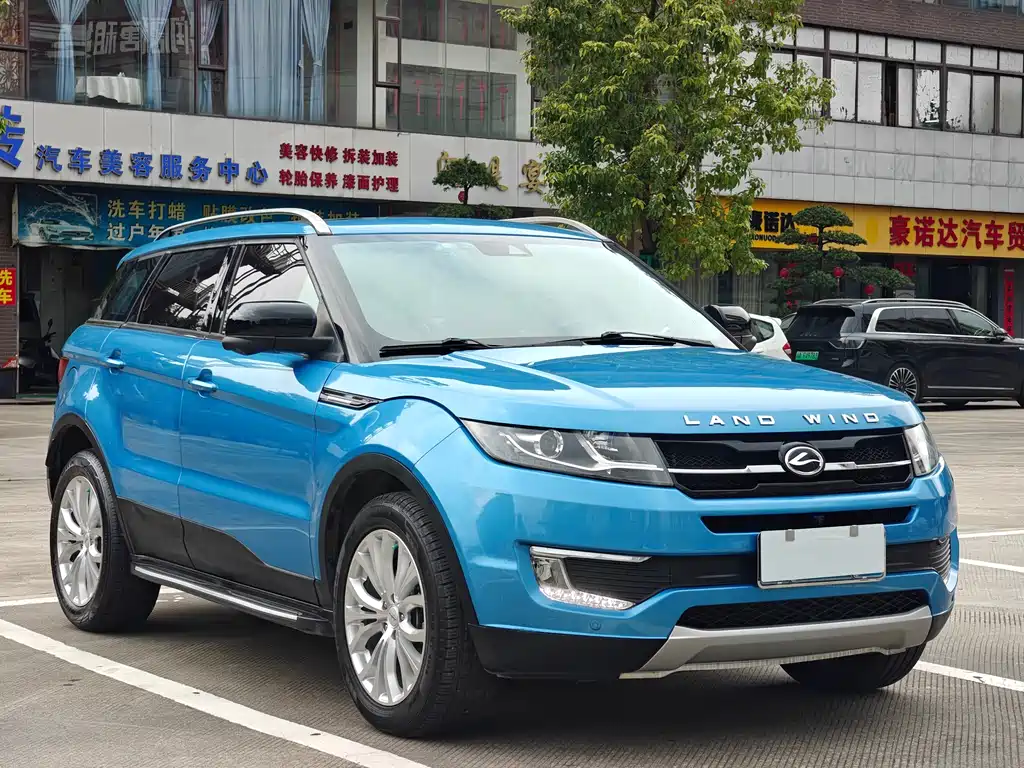 Landwind X7 2017 — фото 3