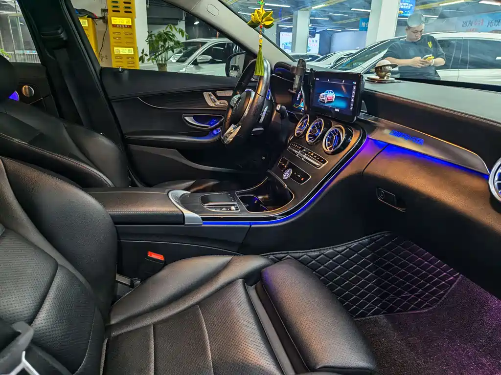 Mercedes-Benz C-Class 2021 — фото 13