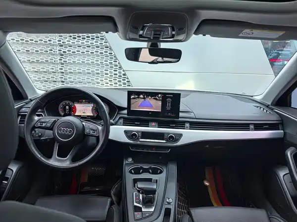 Audi A4L 2020