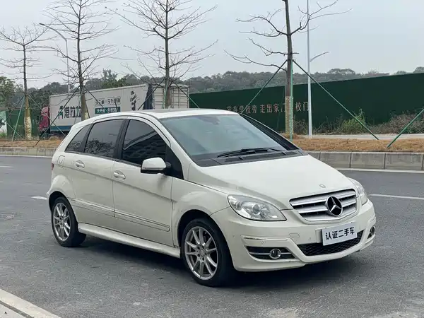 Mercedes-Benz B-Class 2009